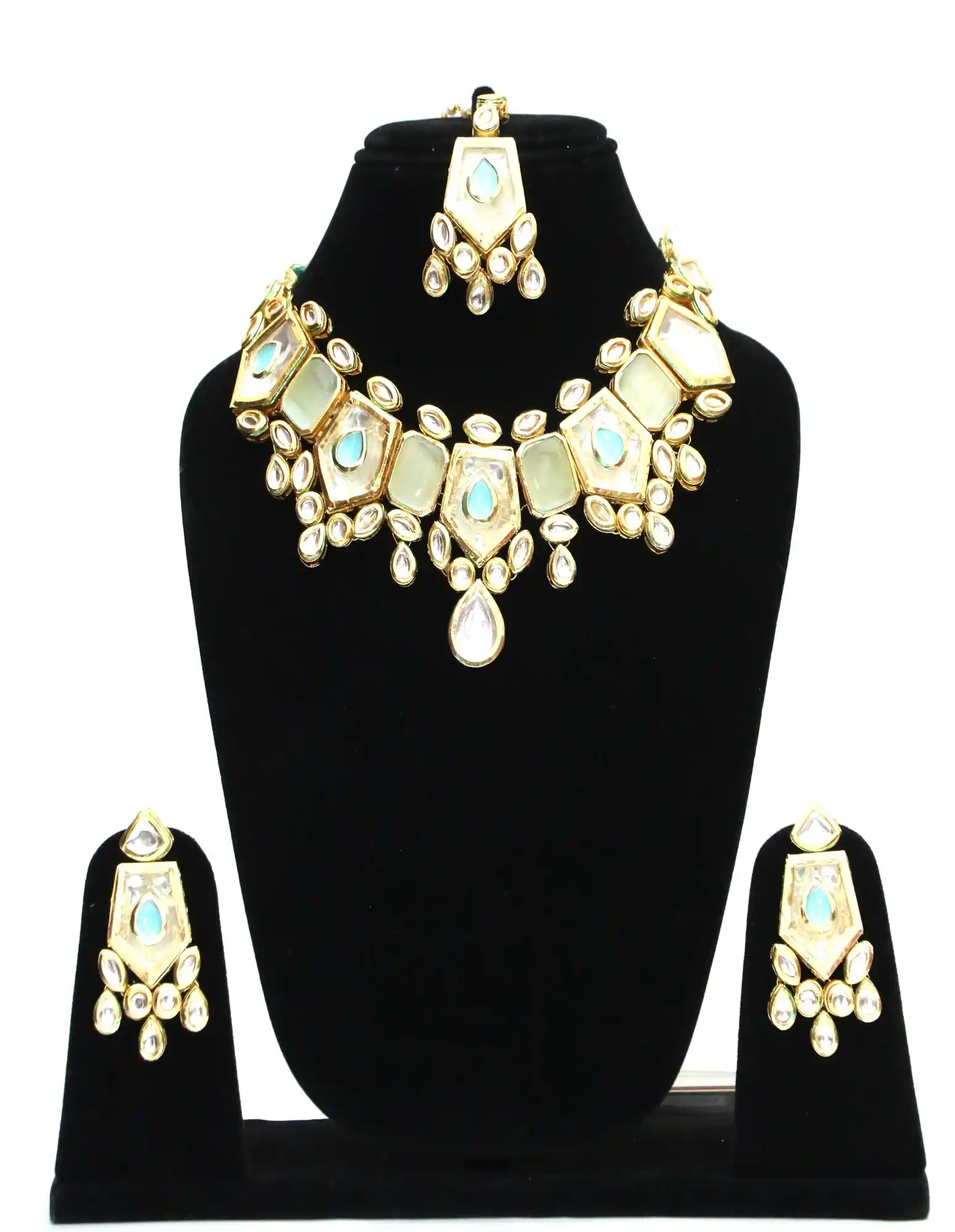 Heavy Kundan Necklace Set with Earrings & Maang Tikka