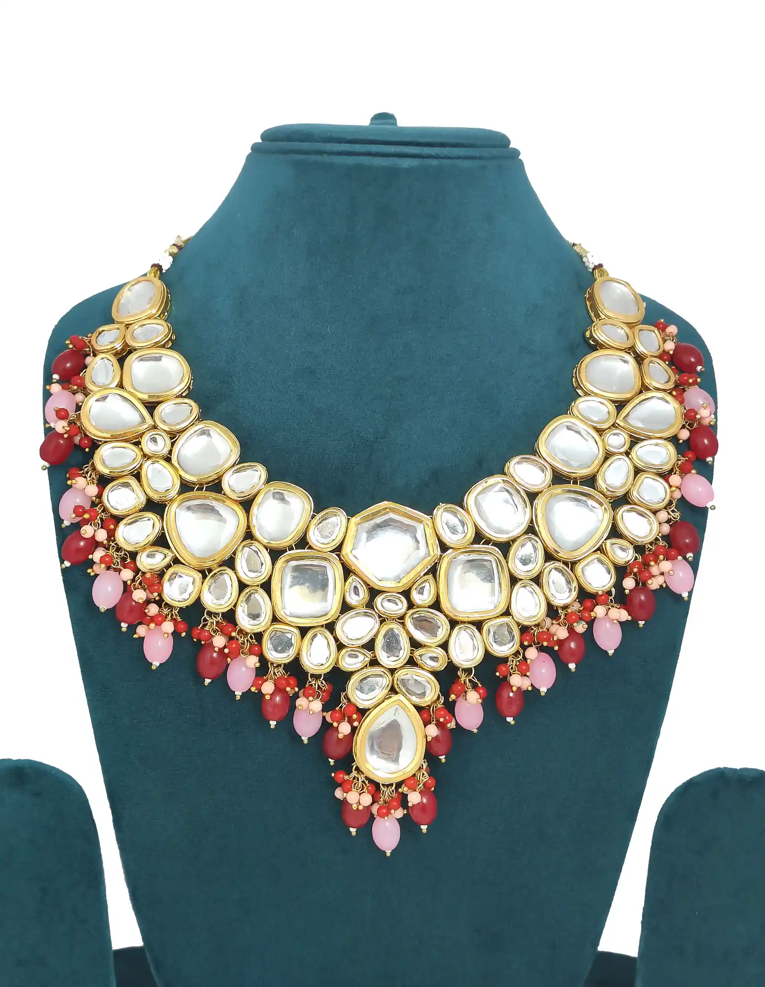 Front view of Meenaakri Kundan Jewellery Set - Red Deepanshi Meenaakri Kundan Jewellery Set - Image 4