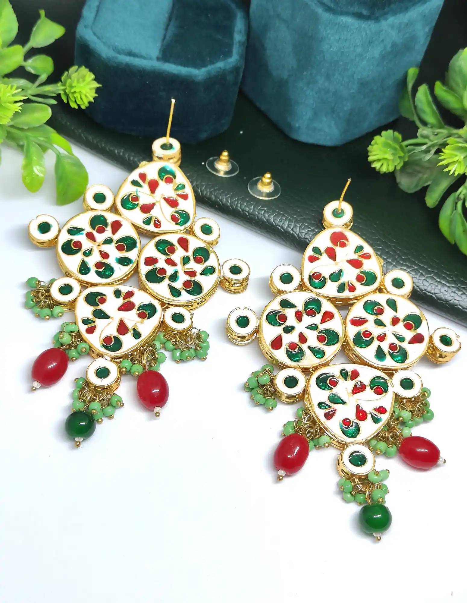 Back View of Red Green Beaded Kundan Earring