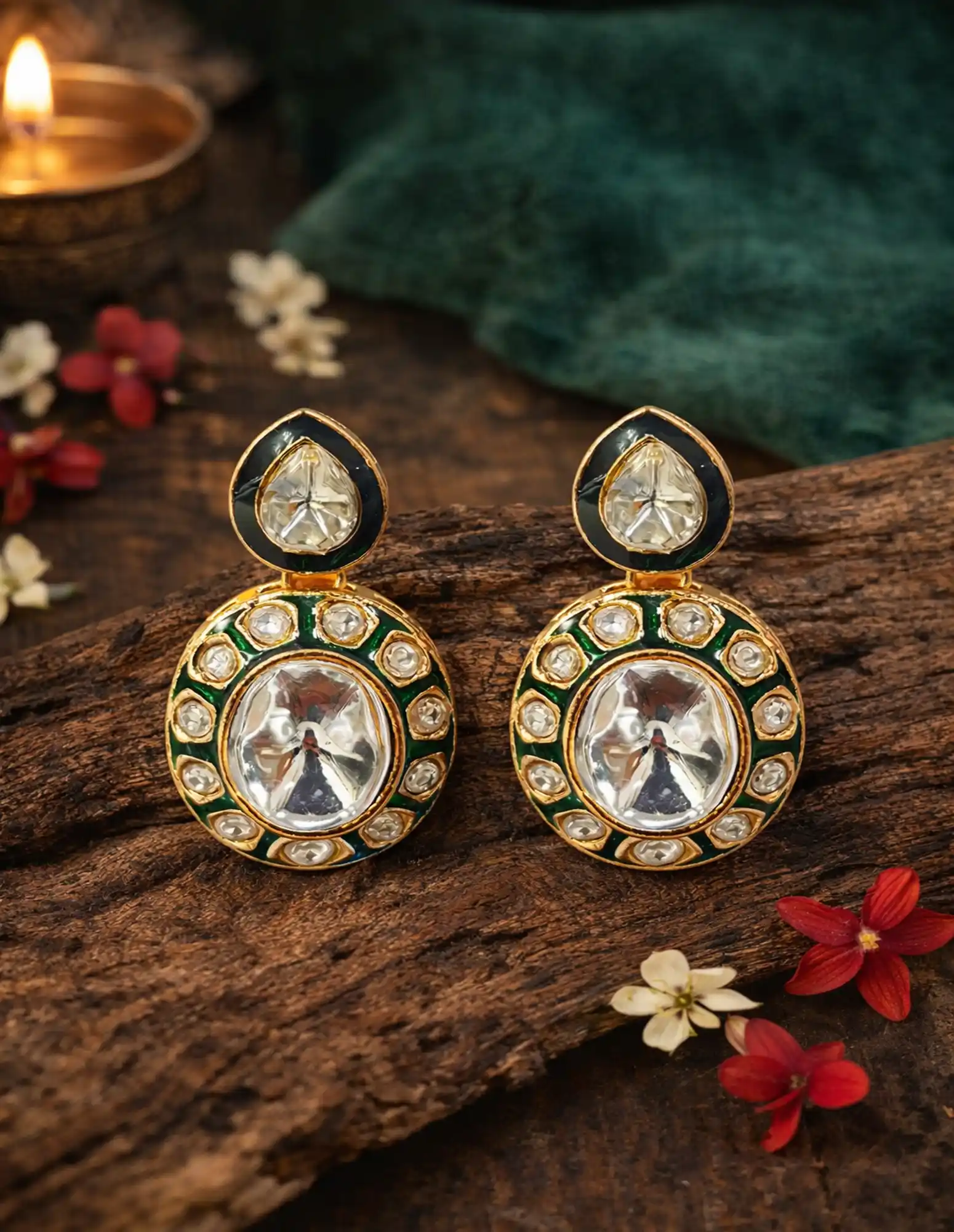 Elegant oval-shaped green meenakari necklace - None Meenakari Kundan Polki Neckalce - Image 3